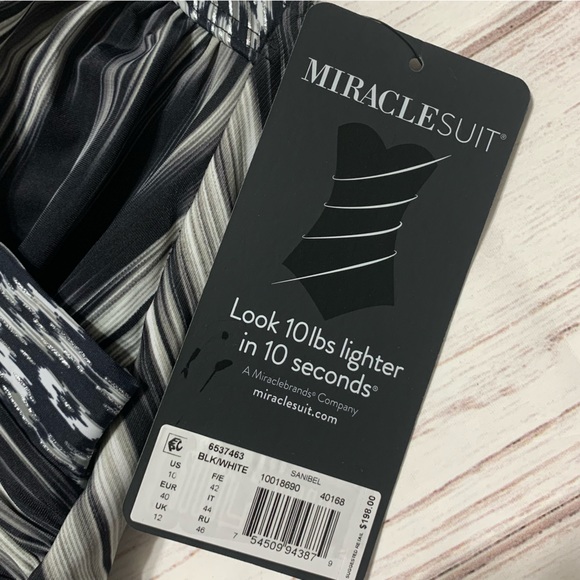 NWT Miraclesuit Warp Speed Sanibel - Picture 13 of 14